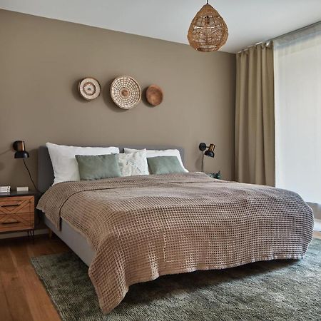 Prague Days - Stylish Apartments With Terrace - Parking - Quiet Area Εξωτερικό φωτογραφία