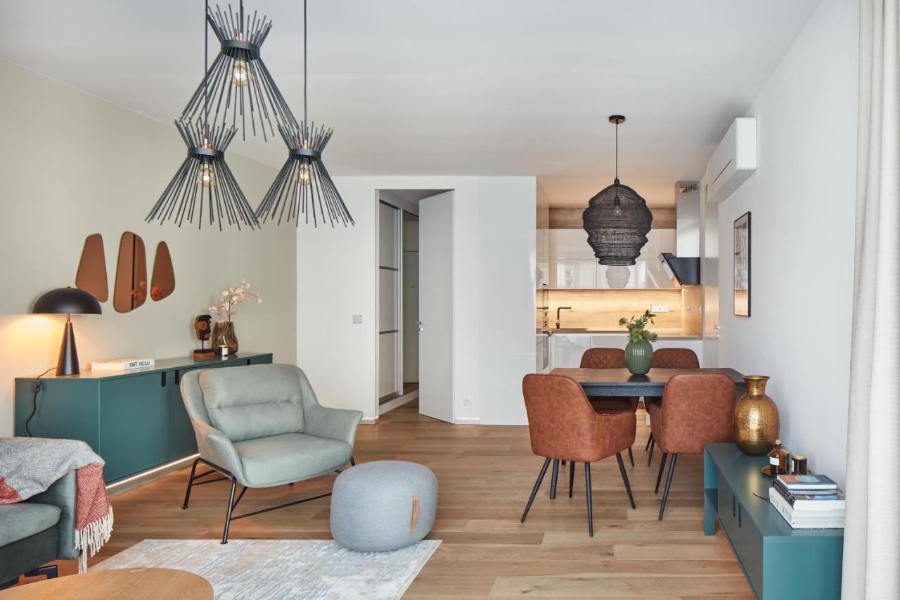 Prague Days - Stylish Apartments With Terrace - Parking - Quiet Area Εξωτερικό φωτογραφία