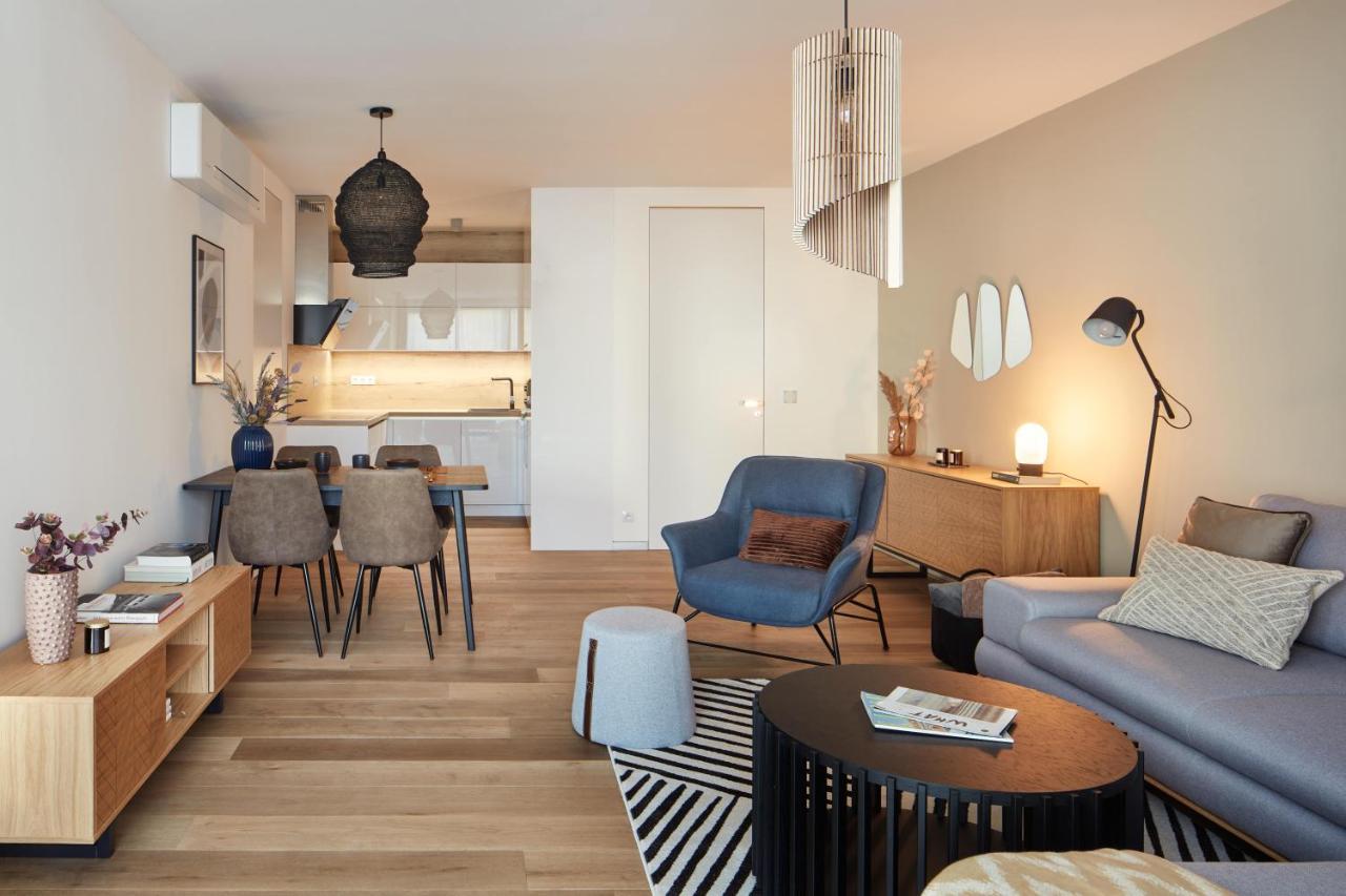 Prague Days - Stylish Apartments With Terrace - Parking - Quiet Area Εξωτερικό φωτογραφία