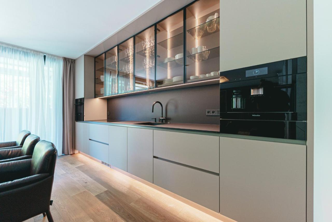 Prague Days - Stylish Apartments With Terrace - Parking - Quiet Area Εξωτερικό φωτογραφία