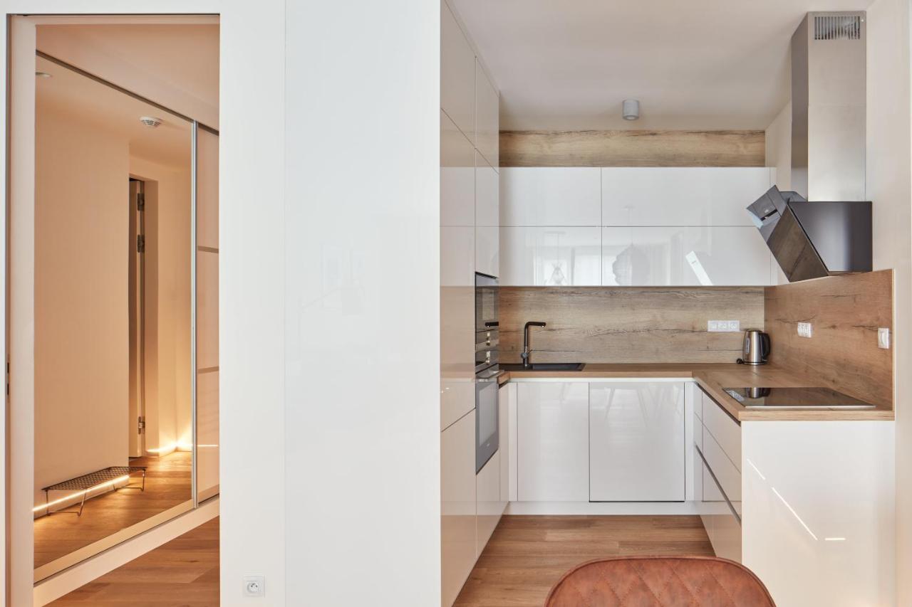 Prague Days - Stylish Apartments With Terrace - Parking - Quiet Area Εξωτερικό φωτογραφία